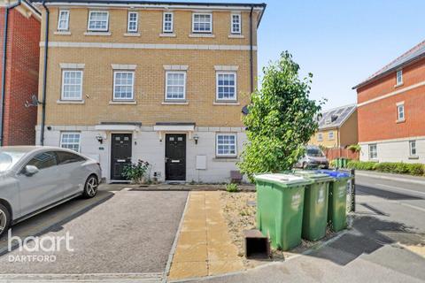 4 bedroom semi-detached house for sale, Richmer Road, Erith