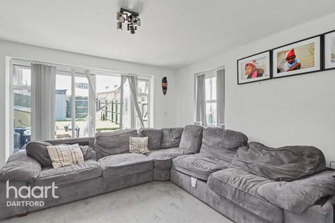 4 bedroom semi-detached house for sale, Richmer Road, Erith