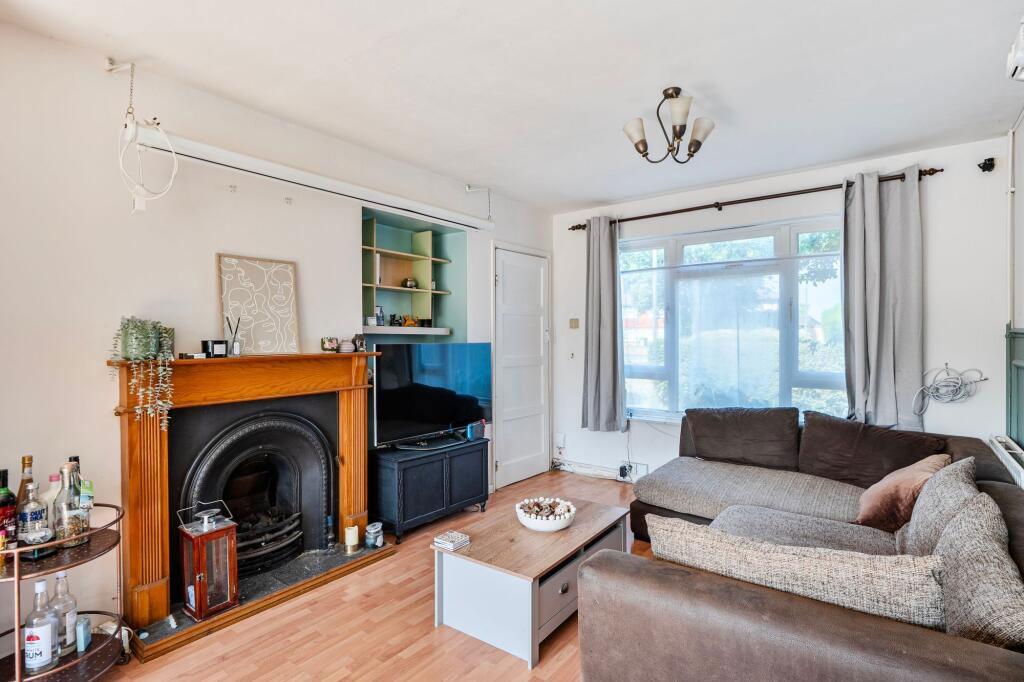Living room, fireplace