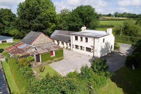 3 bedroom property with land for sale, Gorsgoch, Llanybydder, Ceredigion.