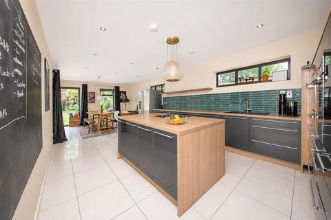 undefined, Vale Road, Ash Vale Aldershot GU12