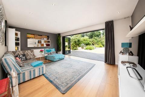undefined, Vale Road, Ash Vale Aldershot GU12
