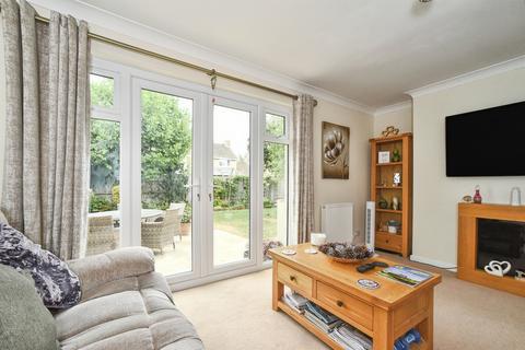 4 bedroom detached house for sale, Sutton Park, Blunsdon, Swindon