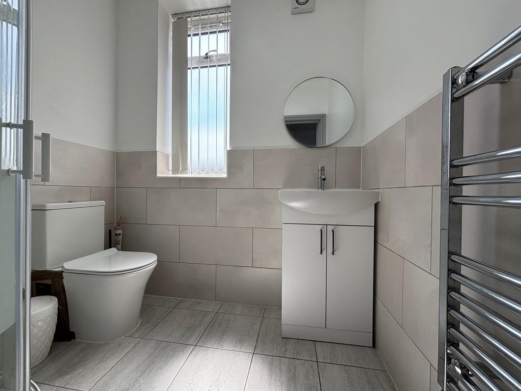 House in Sandwell, Bearwood - View 5
