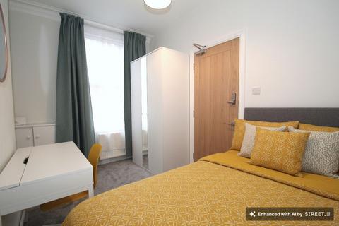 3 bedroom terraced house to rent, Evelyn Street, Beeston, NG9