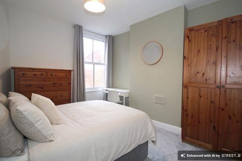 3 bedroom terraced house to rent, Evelyn Street, Beeston, NG9