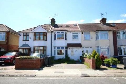 6 bedroom terraced house to rent, Berkeley Road, London, NW9