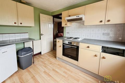 2 bedroom flat for sale, Station Road, Lincoln LN3