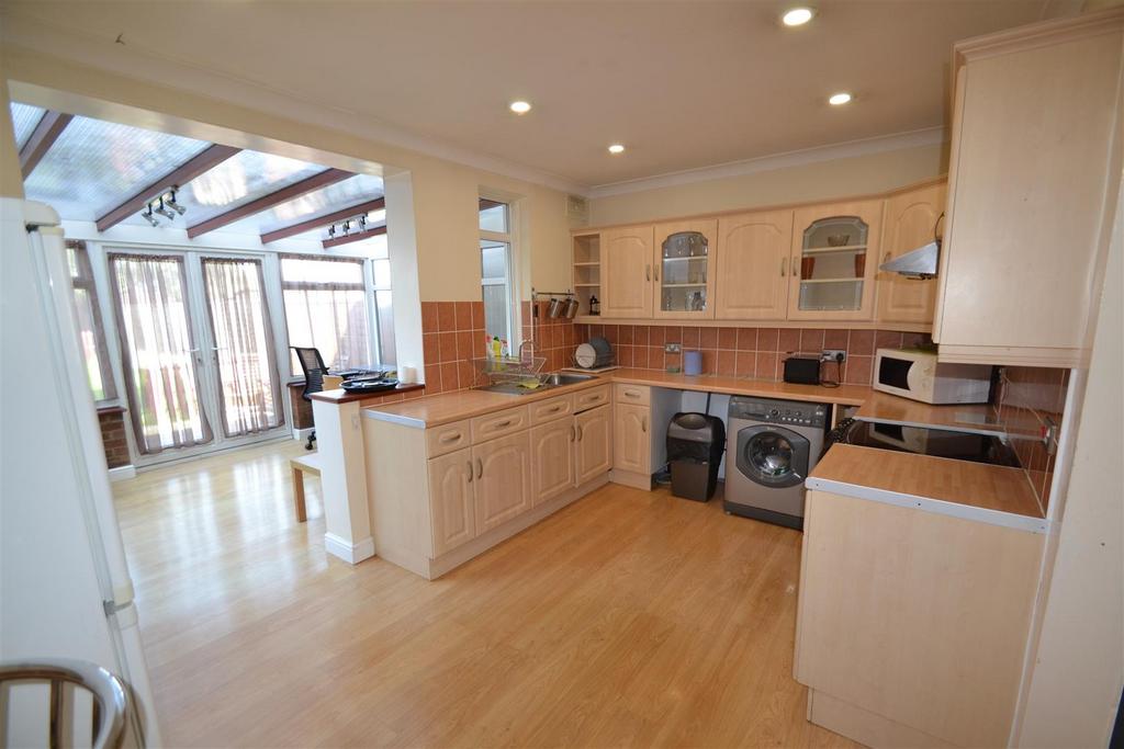 House in London - View 3