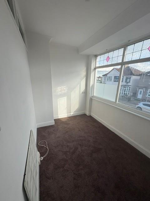 House in London - View 5