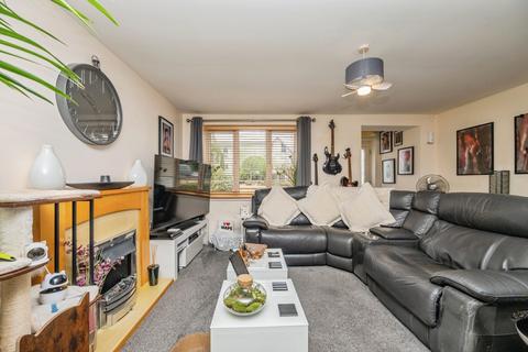 1 bedroom maisonette for sale, Cordelia Close, Stratford-upon-Avon, Warwickshire, CV37