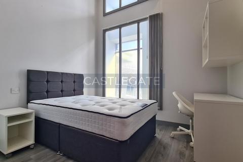 1 bedroom in a flat share to rent, The Works, Half Moon Street, Huddersfield, HD1
