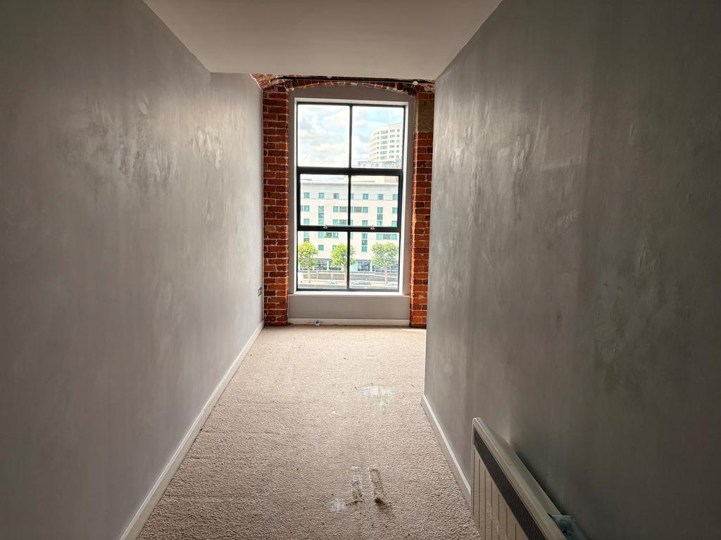 Apartment in Leeds, West Yorkshire - More