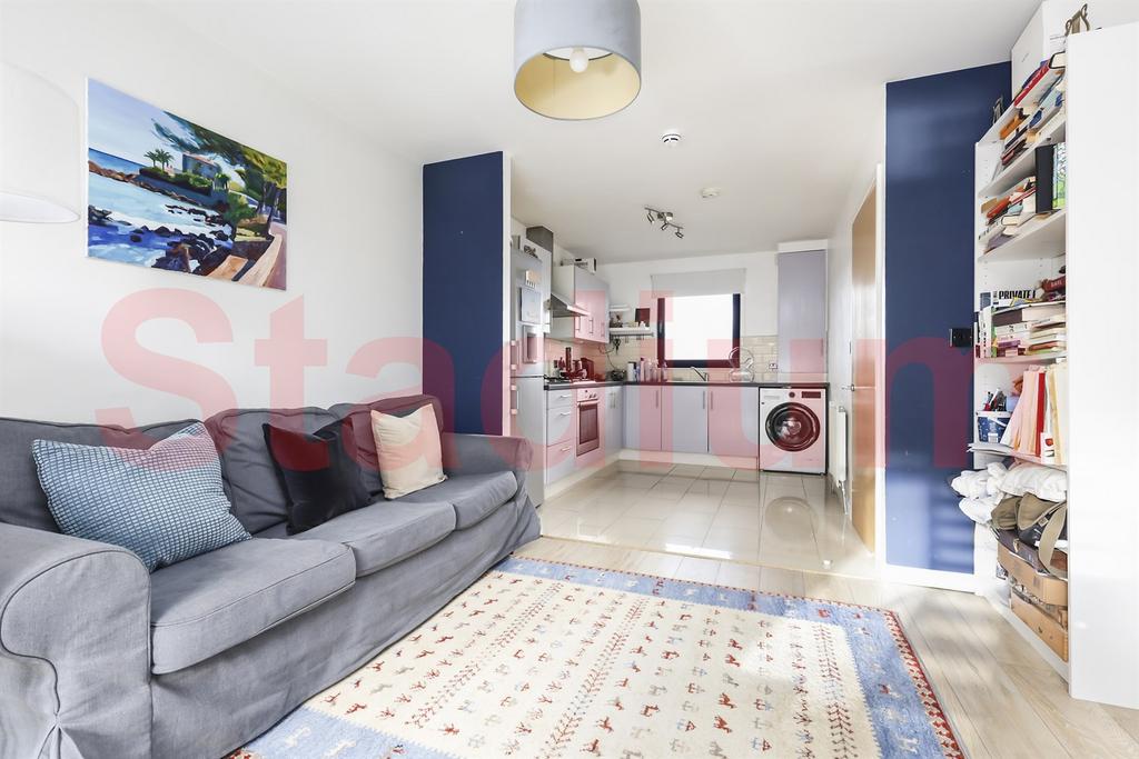 House in London - View 3