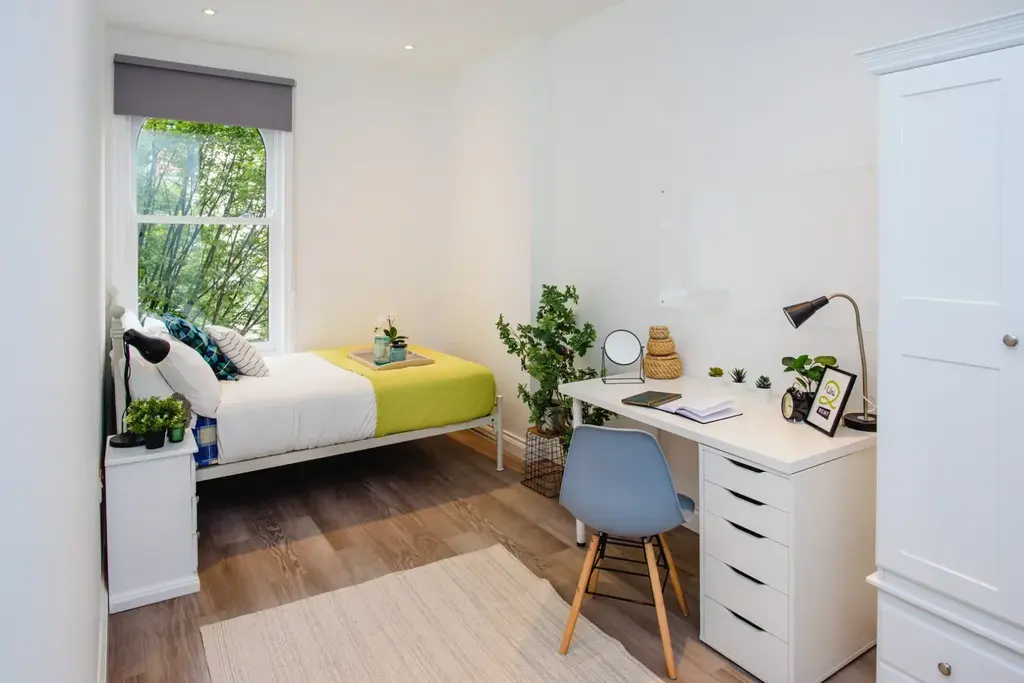 House in Nottingham - View 4