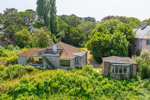 2 bedroom detached bungalow for sale, Bembridge, Isle of Wight