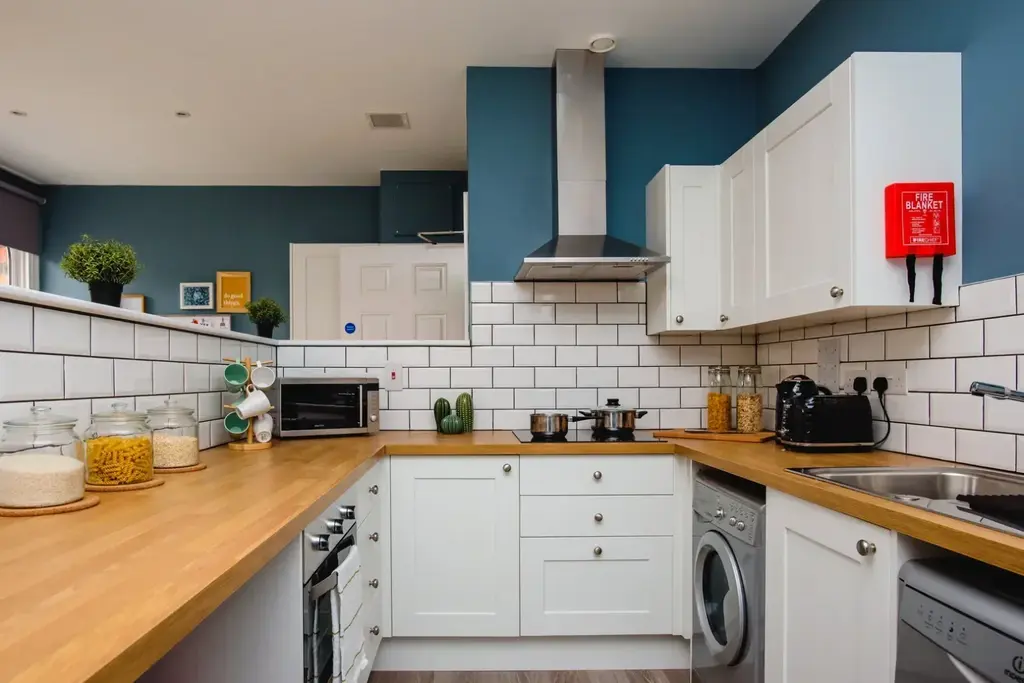 House in Nottingham - View 3