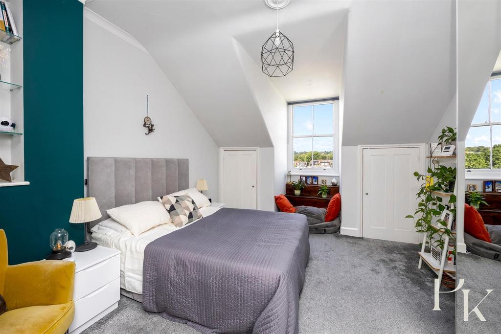 Apartment in Hove - More
