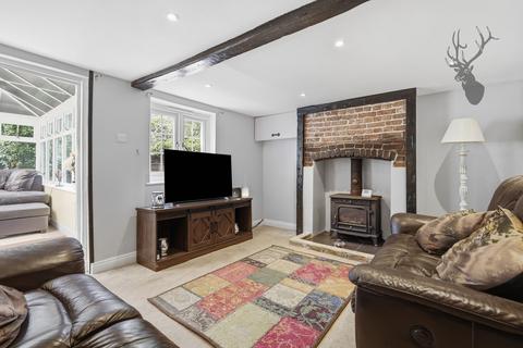3 bedroom detached house for sale, Albyns Lane, Navestock, RM4