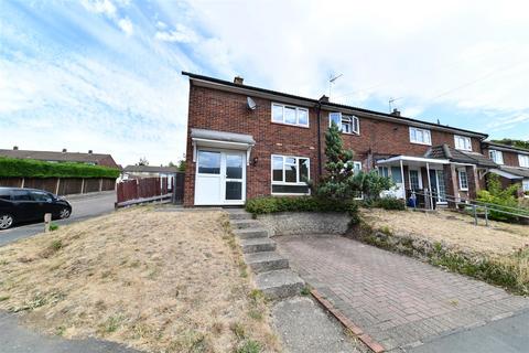 2 bedroom end of terrace house for sale, Chertsey Rise, Stevenage