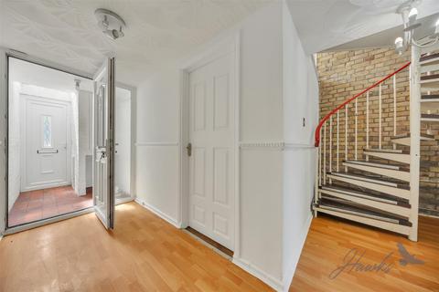 4 bedroom townhouse for sale, The Green | London | E15 | 0.4 miles to Maryland station