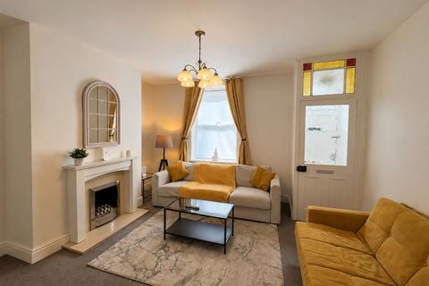 3 bedroom terraced house for sale, Macclesfield Road, Whaley Bridge, SK23