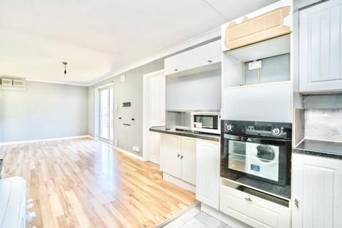 undefined, Crombie Close, WATERLOOVILLE, Hampshire, PO8