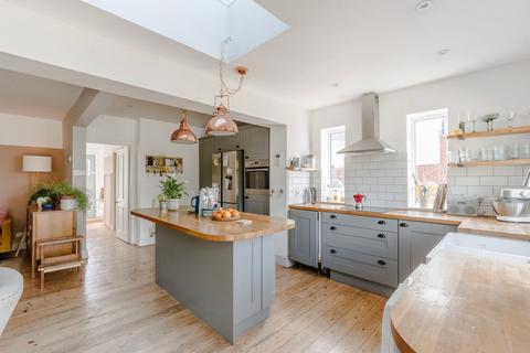 3 bedroom semi-detached house for sale, Low Road, Hellesdon
