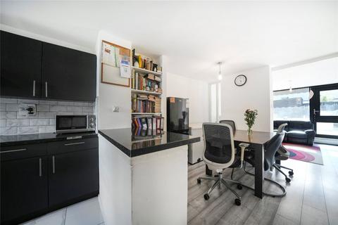 2 bedroom apartment for sale, Elm Friars Walk, London, NW1