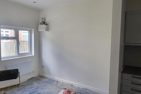 1 bedroom flat to rent, Myra Street, London