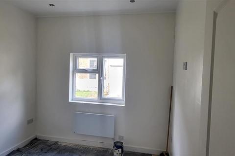 1 bedroom flat to rent, Myra Street, London