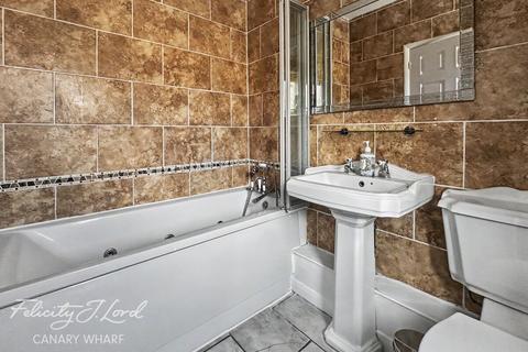 4 bedroom terraced house to rent, Abbott Road, LONDON