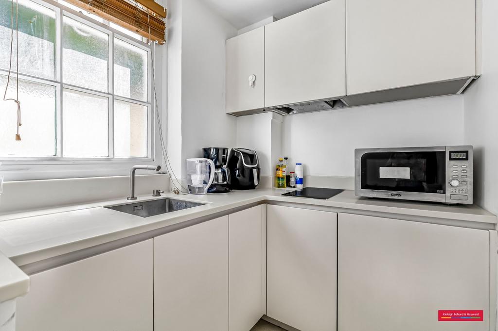 Apartment in London - View 2