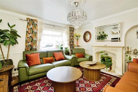 4 bedroom end of terrace house for sale, Masons Road, Enfield, EN1