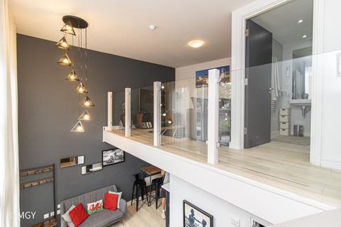 1 bedroom apartment to rent, Dixie, Bute Street