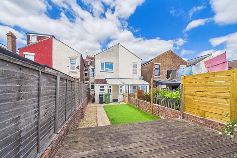 3 bedroom terraced house for sale, St. Pirans Avenue, Portsmouth, PO3