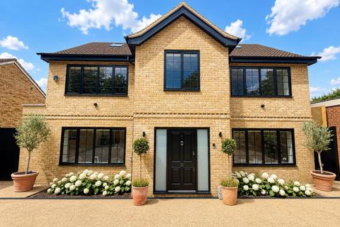 4 bedroom detached house for sale, Allum Lane, Elstree