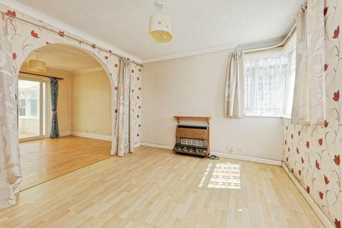2 bedroom bungalow for sale, Marrose Avenue, Ramsgate, Kent, CT12