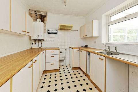 2 bedroom bungalow for sale, Marrose Avenue, Ramsgate, Kent, CT12