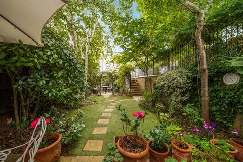 5 bedroom end of terrace house for sale, Torriano Avenue, London, NW5
