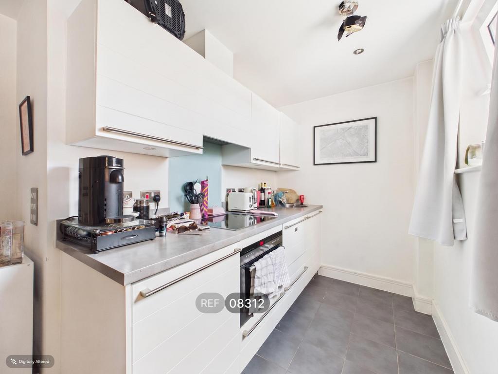 Apartment in London - View 4