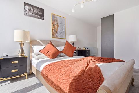2 bedroom penthouse for sale, Mackenzie Court, Sunningdale