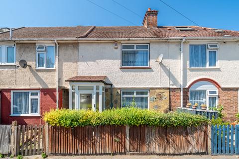 Edmund Road, Mitcham CR4