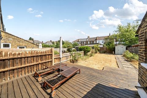 5 bedroom terraced house for sale, Balloch Road, London