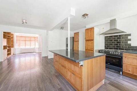 undefined, Farm Road, Edgware, HA8