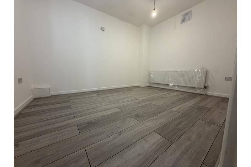 Apartment in London - View 2