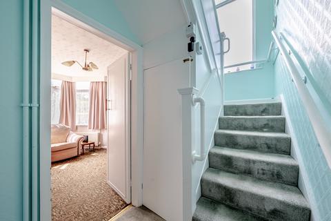 3 bedroom semi-detached house for sale, Floral Avenue, Leeds LS7