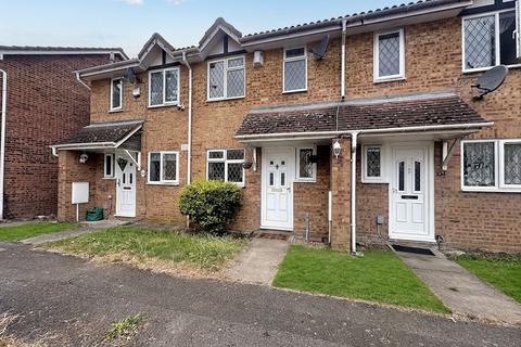2 bedroom terraced house to rent, Newcombe Rise, Yiewsley, UB7