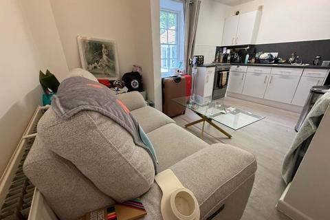 1 bedroom flat to rent, The Halve, Trowbridge, Wiltshire