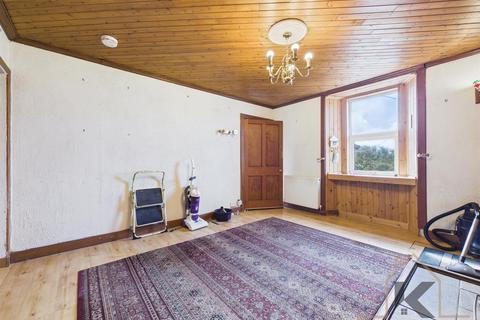 2 bedroom semi-detached bungalow for sale, Avils, Rousay, Orkney, KW17 2PT